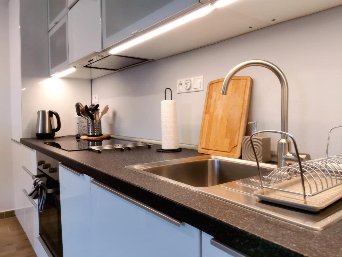 Cozyhome In Old Town, Presidential Apartment Μπρατισλάβα Εξωτερικό φωτογραφία